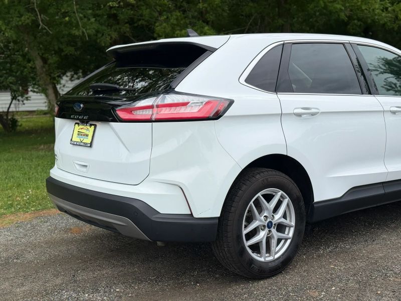 2021 Ford Edge SEL - Photo 24