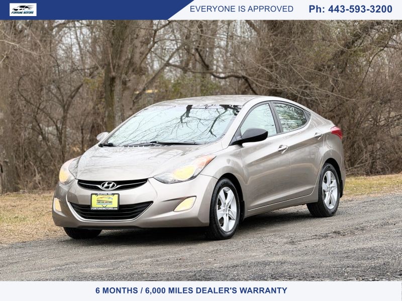 2013 Hyundai Elantra GLS's photo