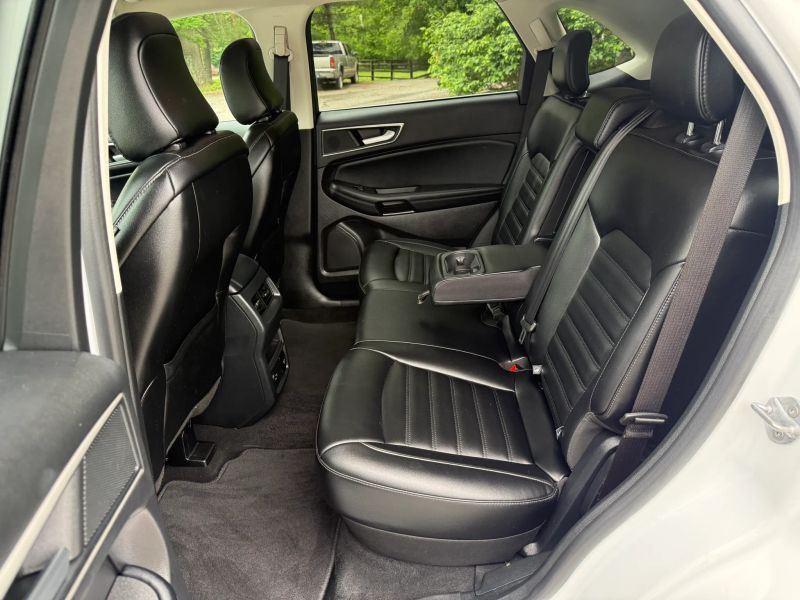 2021 Ford Edge SEL - Photo 20