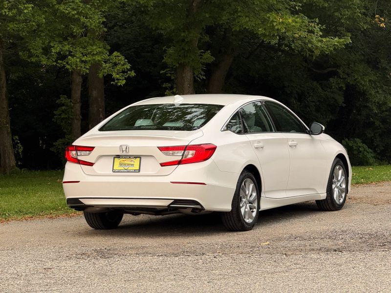 2020 Honda Accord LX - Photo 6