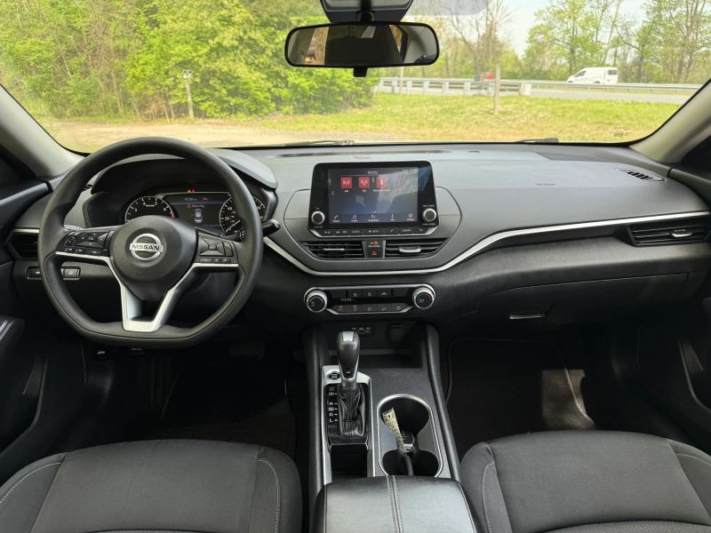 2022 Nissan Altima SV - Photo 19