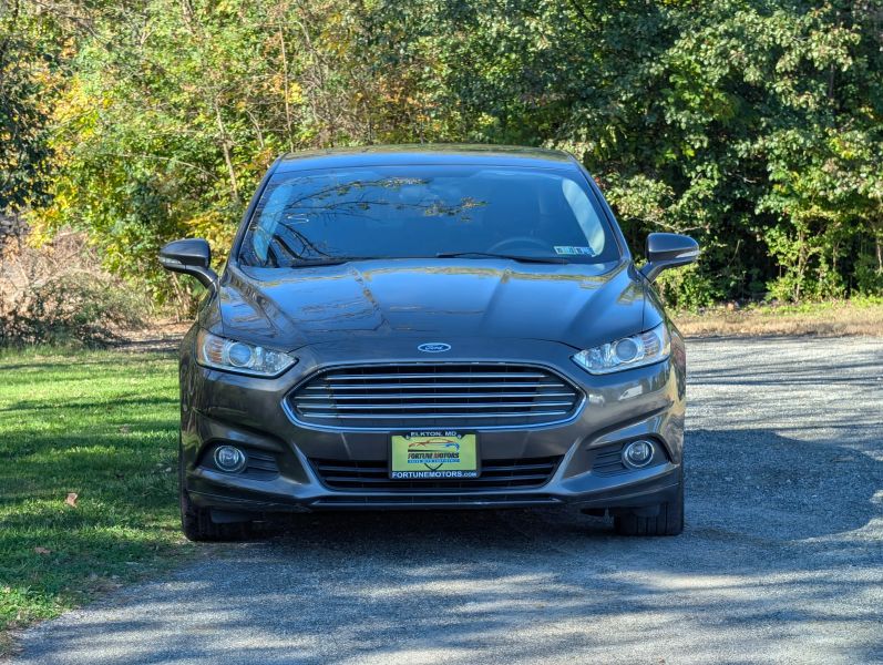 Used 2016 Ford Fusion SE Sedan 4D Sedan