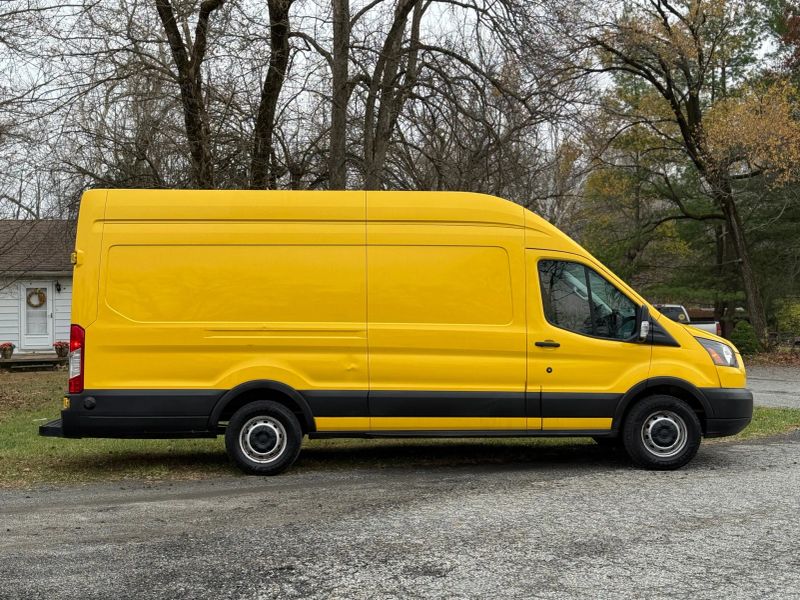 2019 Ford Transit Van photo 4