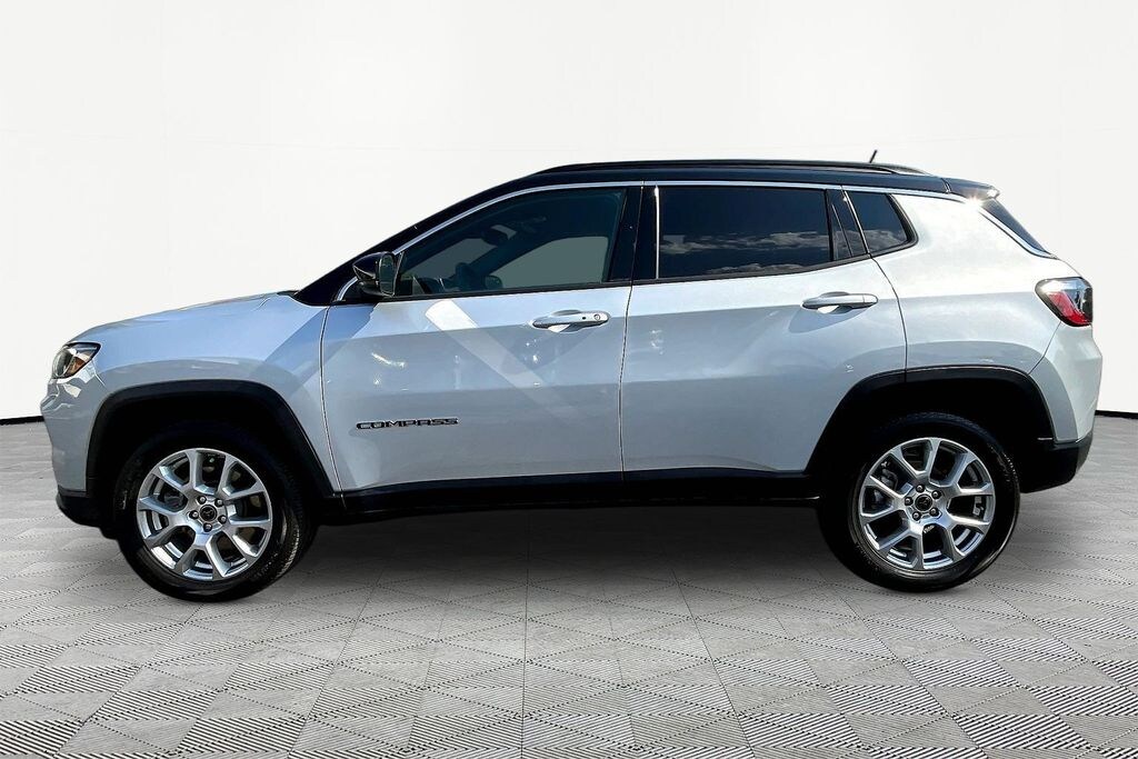 Used 2025 Jeep Compass Limited SUV
