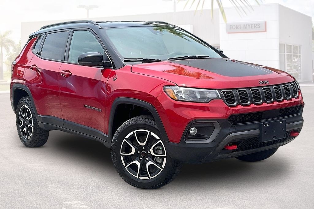 Used 2025 Jeep Compass Trailhawk SUV