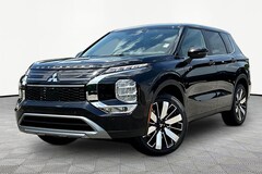 2026 Mitsubishi Outlander SE SUV