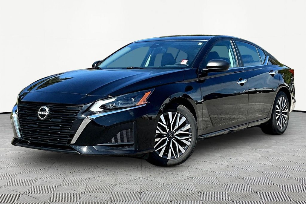 2025 Nissan Altima