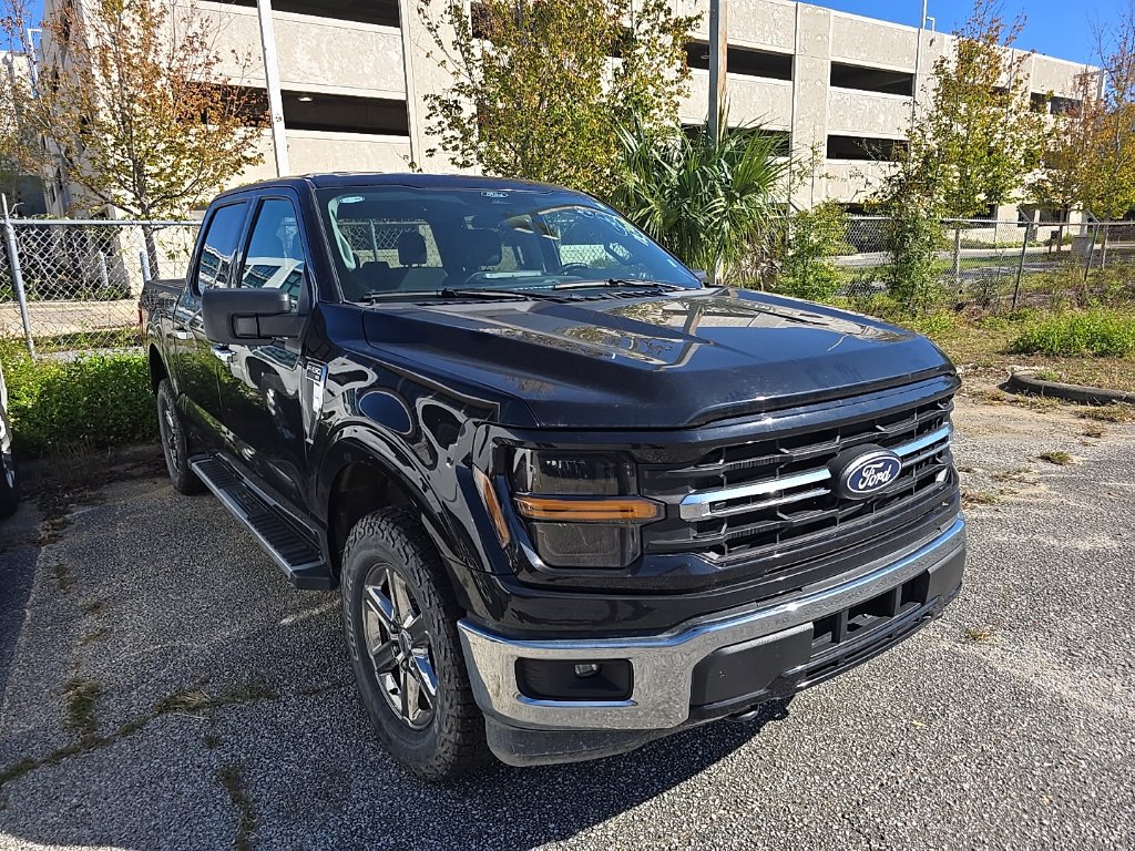 Used 2025 Ford F-150 XLT Truck SuperCrew Cab