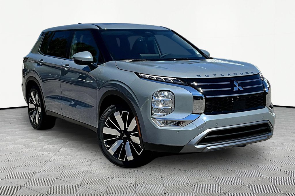 New 2026 Mitsubishi Outlander SE SUV