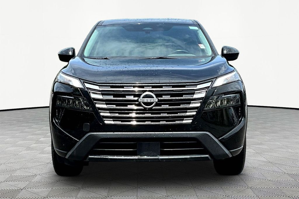 Used 2025 Nissan Rogue SV SUV