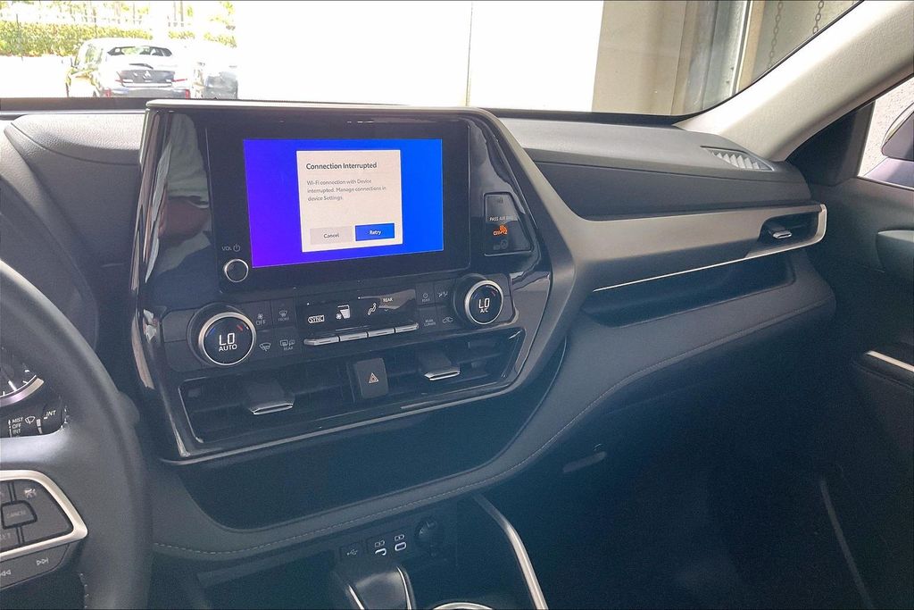2025 Toyota Highlander 10