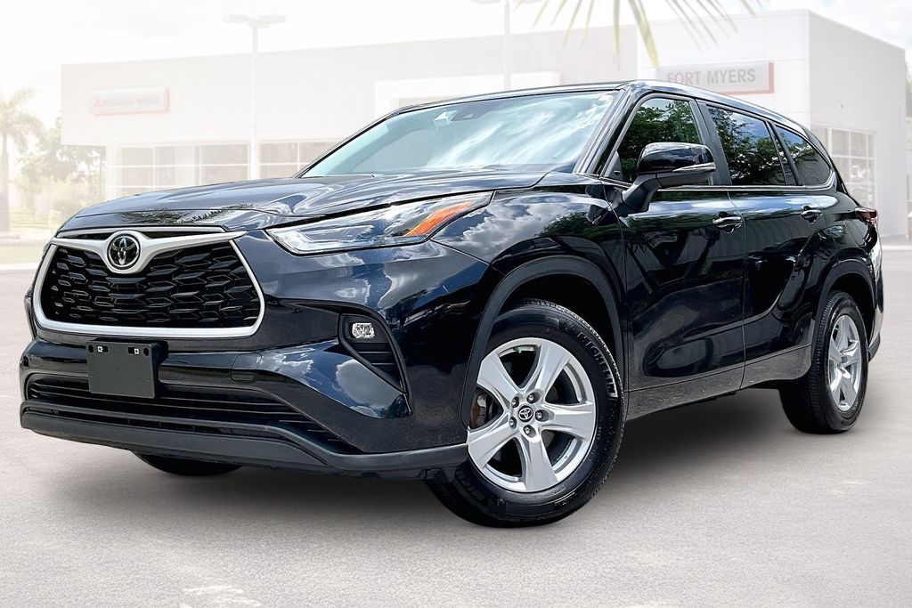 2025 Toyota Highlander 30