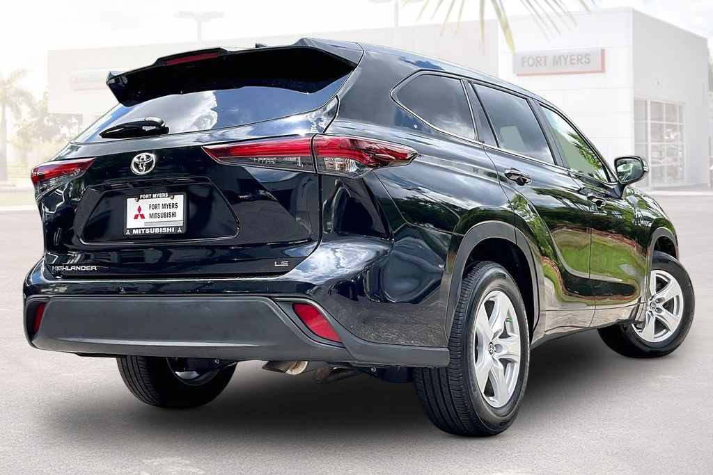 2025 Toyota Highlander 34