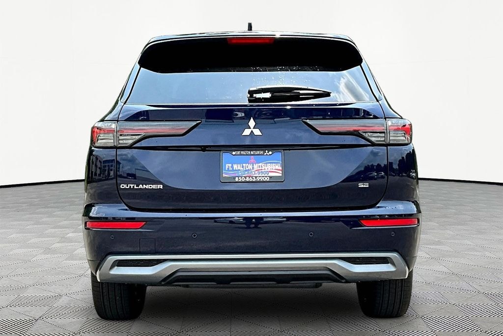 New 2026 Mitsubishi Outlander SE SUV