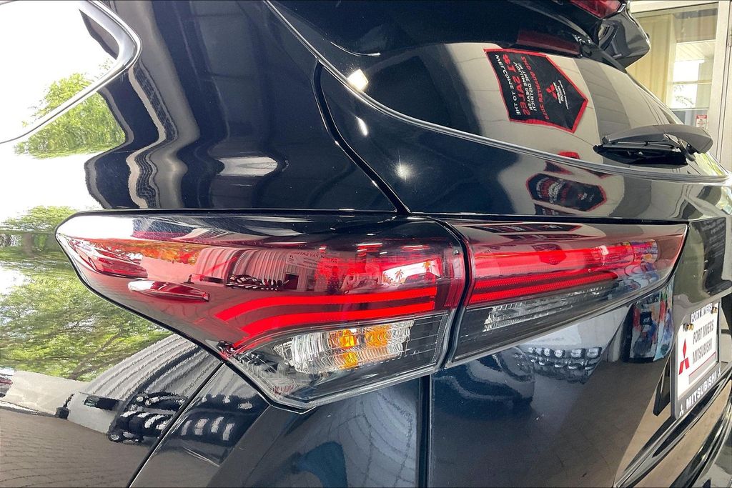 2025 Toyota Highlander 18