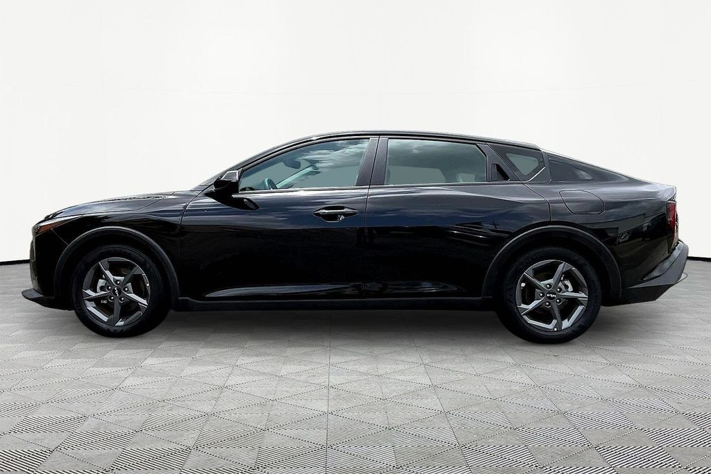 Used 2025 Kia K4 LXS Sedan