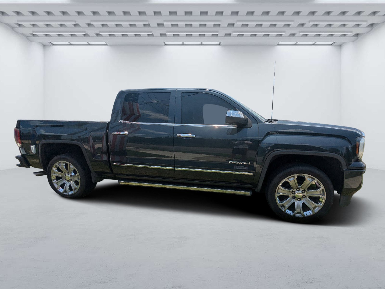 Used 2017 GMC Sierra 1500 Denali Denali with VIN 3GTU2PEJ1HG252787 for sale in Fort Walton Beach, FL