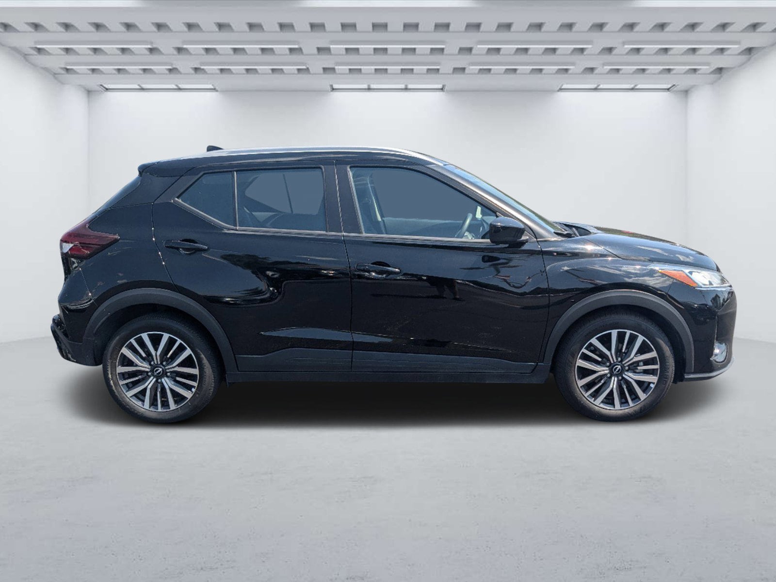 Used 2023 Nissan Kicks SV with VIN 3N1CP5CV0PL474592 for sale in Fort Walton Beach, FL