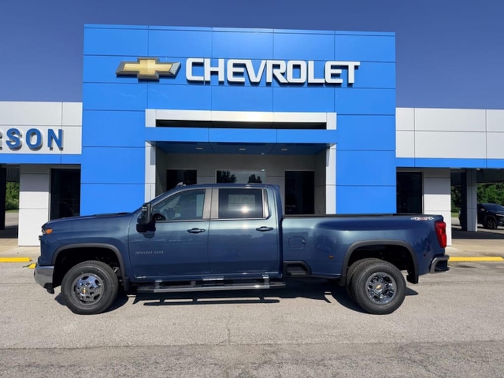 New 2026 Chevrolet Silverado 3500 HD LT Truck Crew Cab