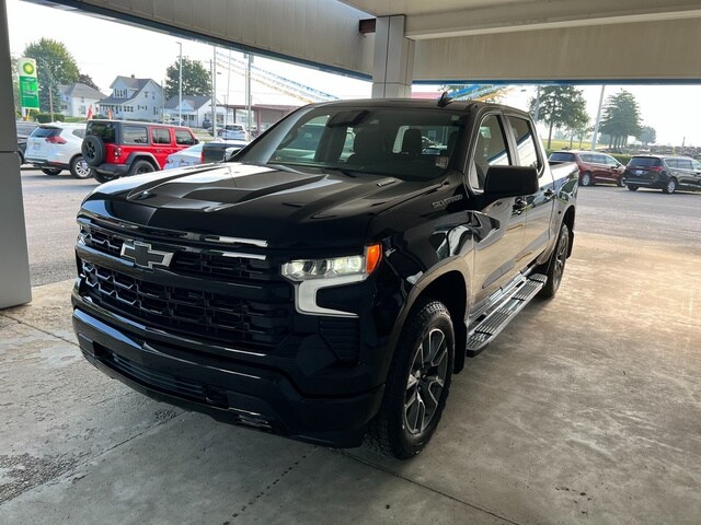 2026 Chevrolet Silverado 1500 RST photo 2