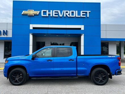 2025 Chevrolet Silverado 1500 Custom Truck Crew Cab