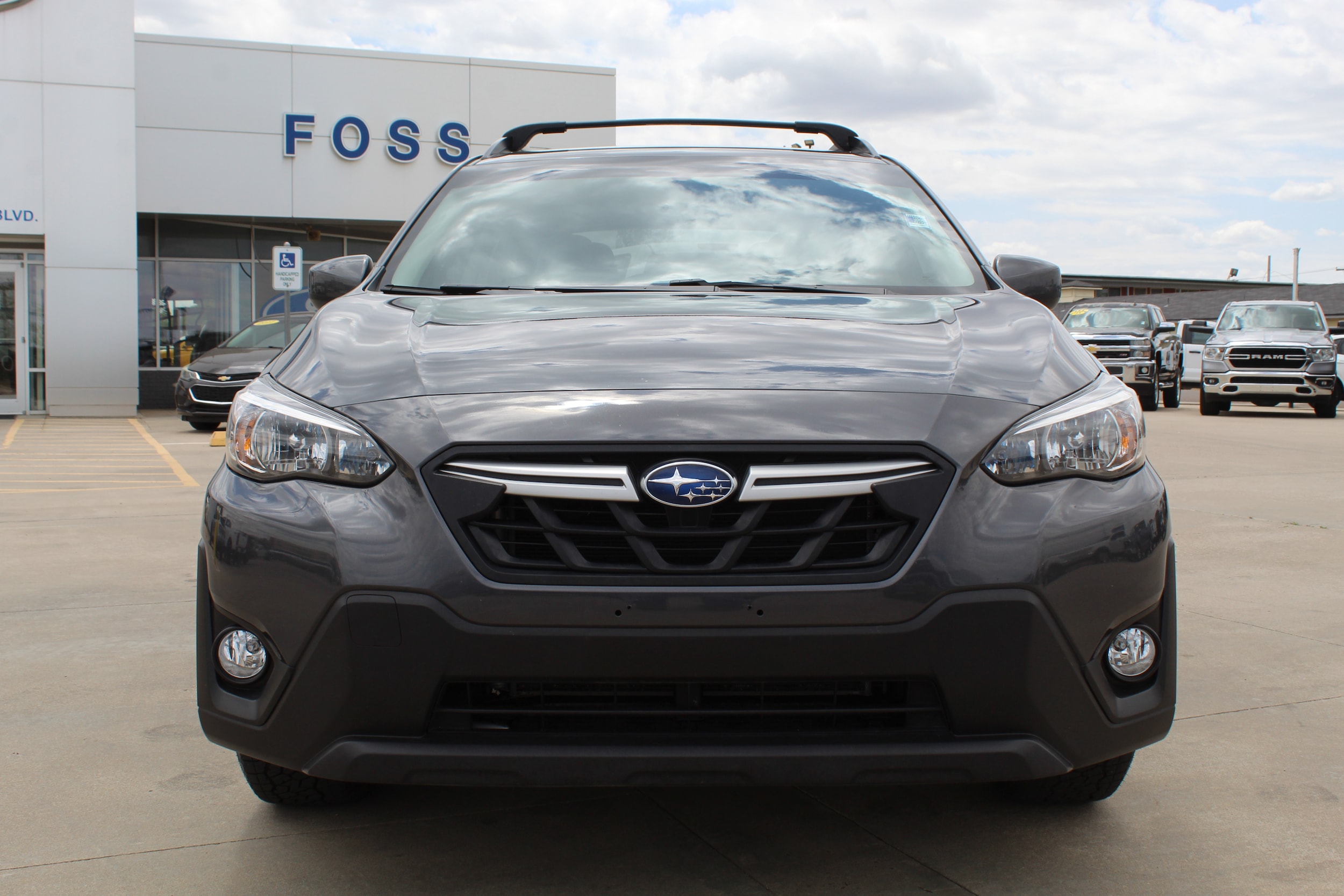 Used 2022 Subaru Crosstrek Premium with VIN JF2GTACC8NG251477 for sale in Liberal, KS