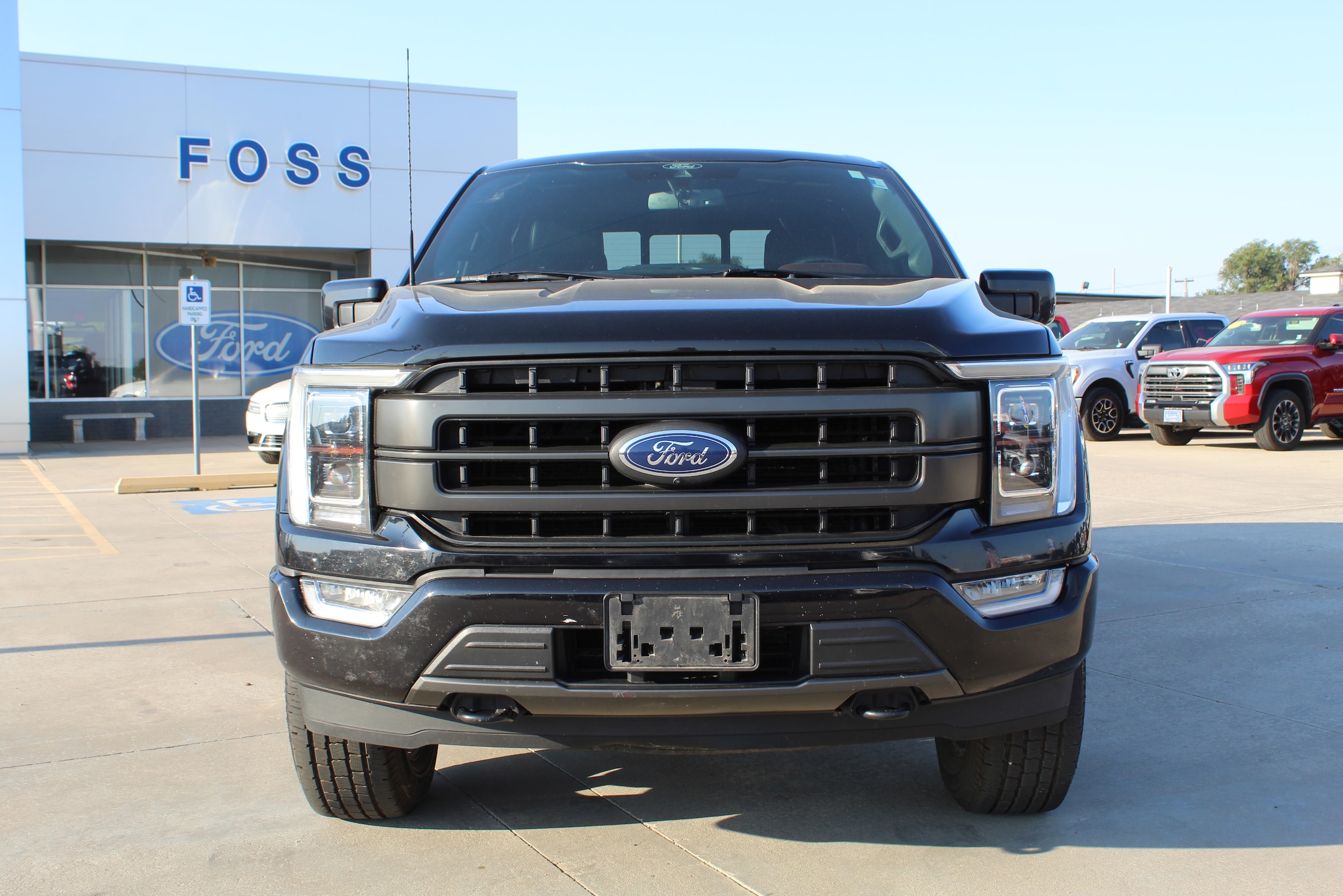 Used 2021 Ford F-150 Lariat with VIN 1FTFW1E80MFB05833 for sale in Liberal, KS