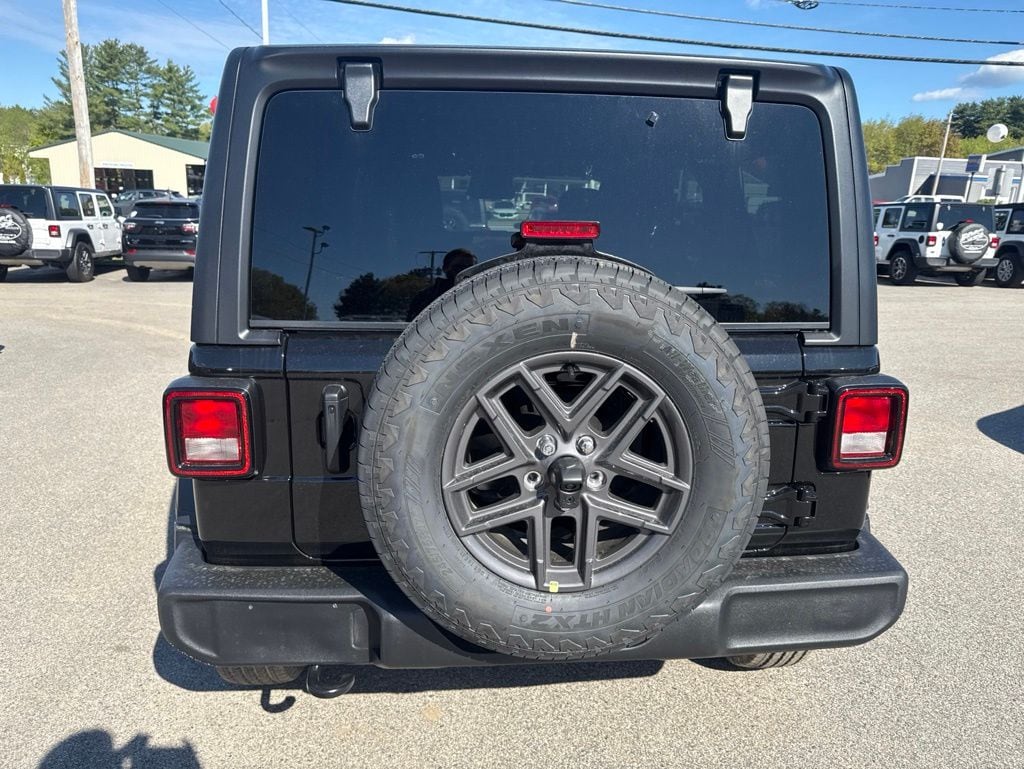New 2026 Jeep Wrangler 4-DOOR SPORT S Sport Utility