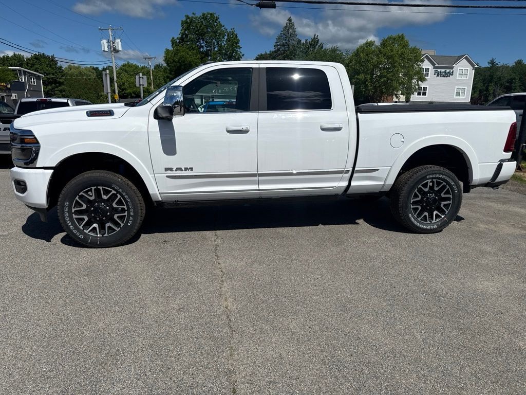 New 2026 Ram 2500 LIMITED CREW CAB 4X4 6'4 BOX Pickup
