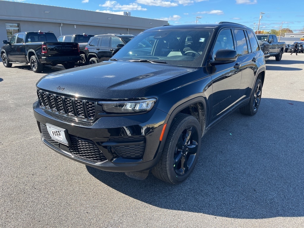 New 2025 Jeep Grand Cherokee ALTITUDE X 4X4 Sport Utility