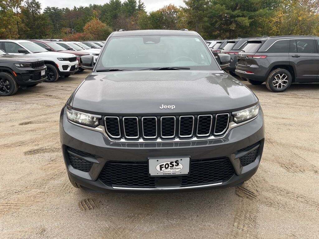 New 2025 Jeep Grand Cherokee LAREDO X 4X4 Sport Utility