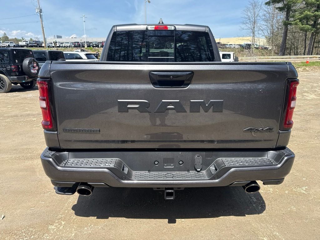 New 2026 Ram 1500 BIG HORN CREW CAB 4X4 5'7 BOX Pickup