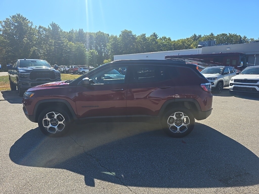 2022 Jeep Compass Trailhawk photo 3