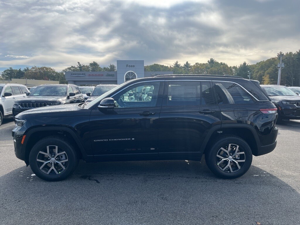 2025 Jeep Grand Cherokee Limited photo 4
