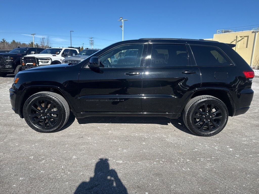 Used 2022 Jeep Grand Cherokee WK Altitude Appearance SUV