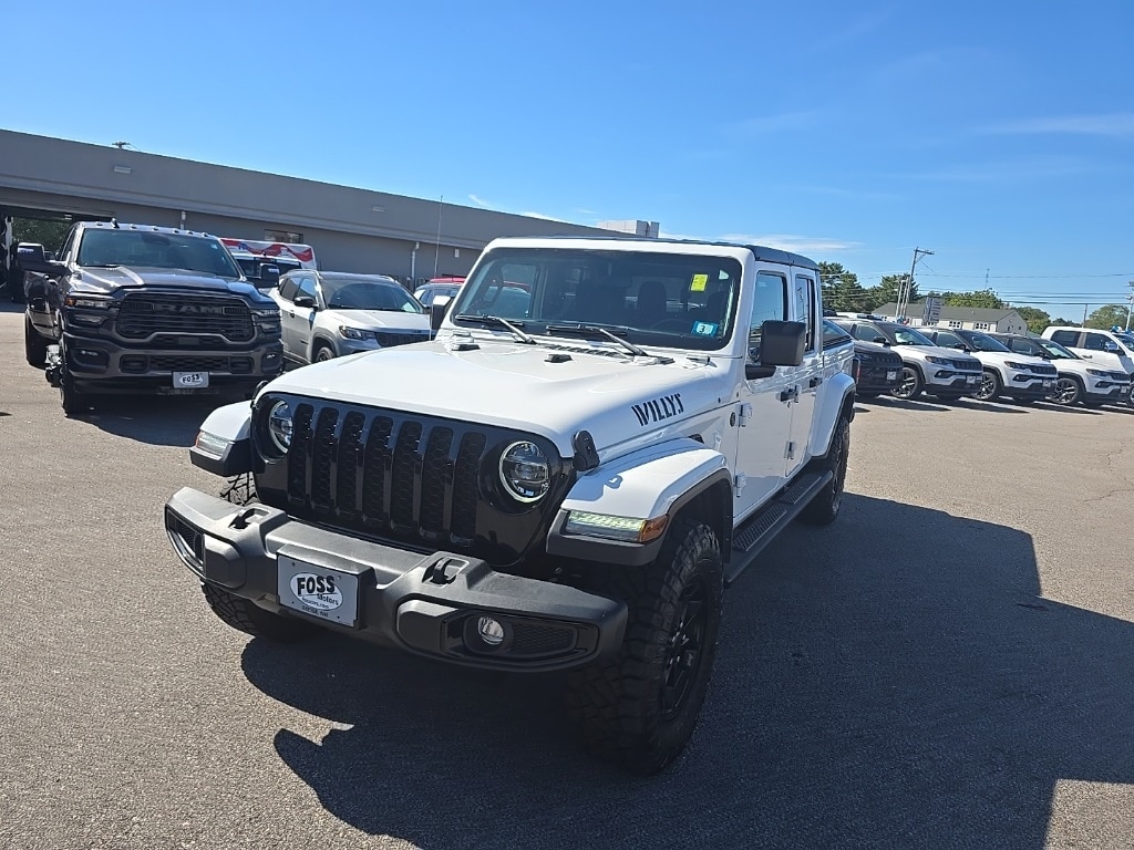 Used 2022 Jeep Gladiator Willys Truck