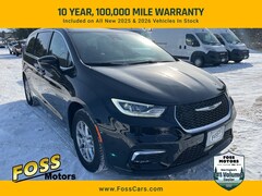 2026 Chrysler Pacifica SELECT Passenger Van