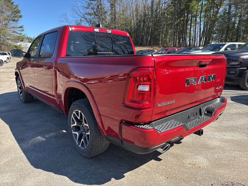 New 2026 Ram 1500 LARAMIE CREW CAB 4X4 5'7 BOX Pickup