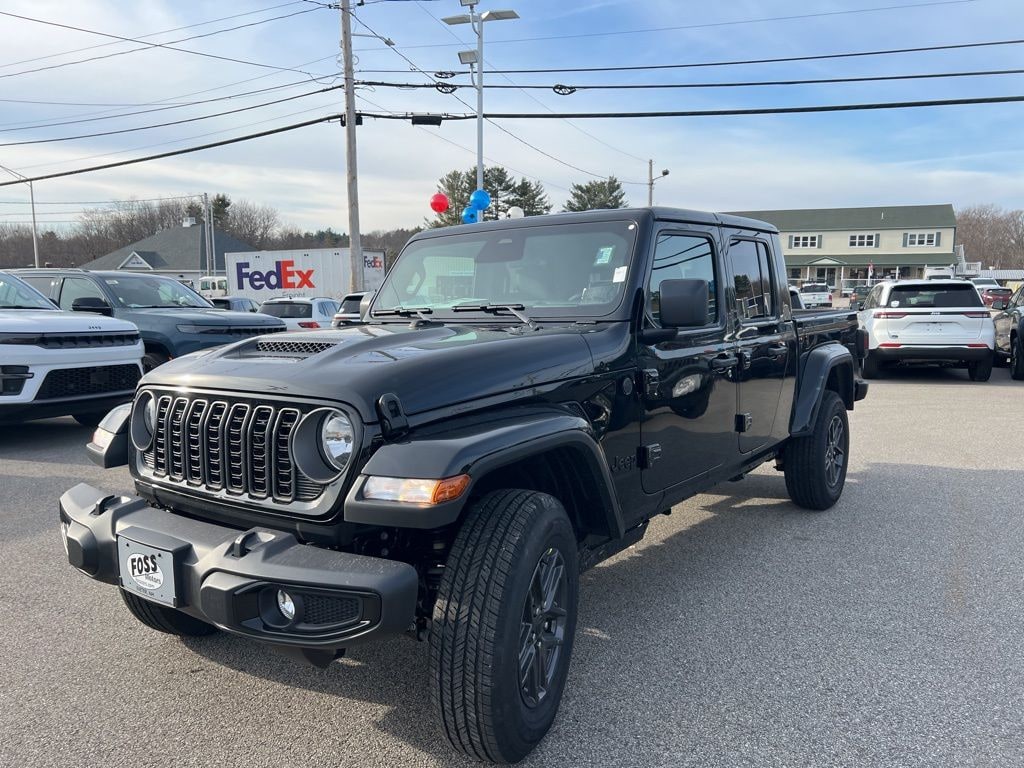 New 2026 Jeep Gladiator SPORT S 4X4 Pickup