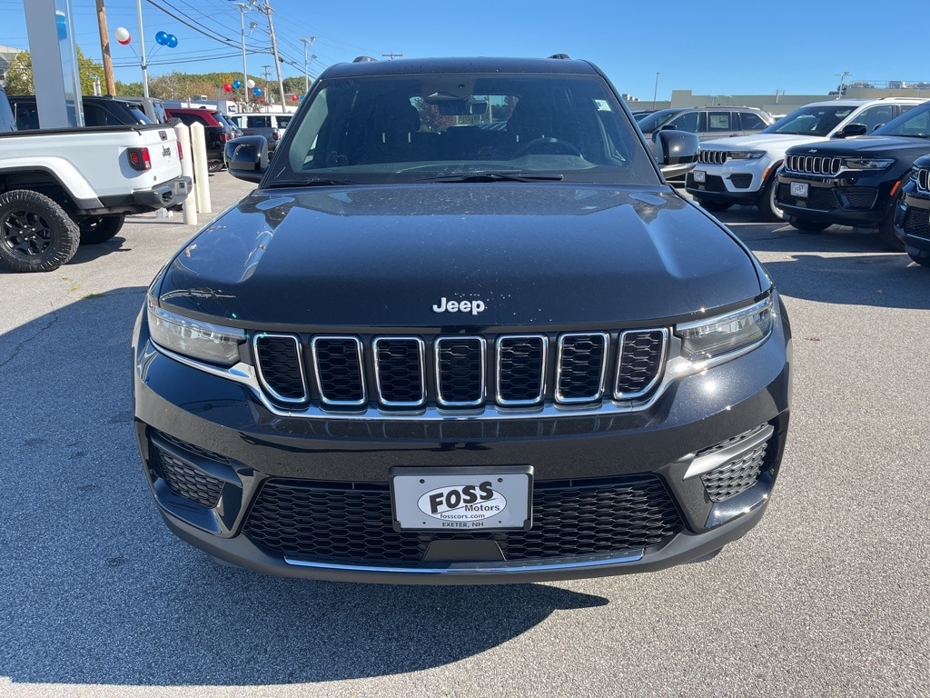 New 2025 Jeep Grand Cherokee LAREDO X 4X4 Sport Utility