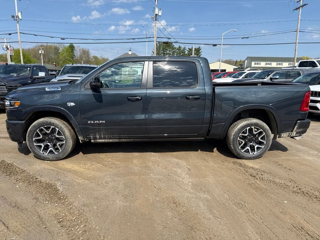 New 2026 Ram 1500 LARAMIE CREW CAB 4X4 5'7 BOX Pickup