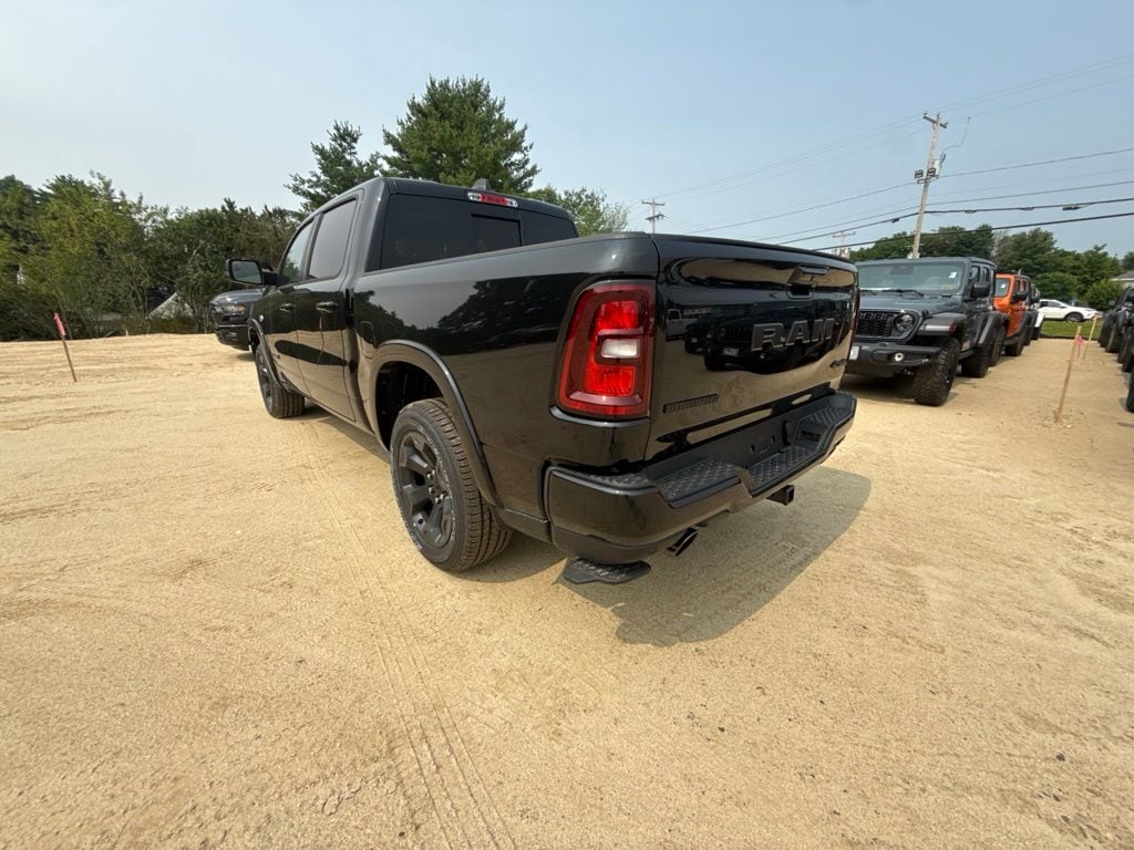 New 2026 Ram 1500 BIG HORN CREW CAB 4X4 5'7 BOX Pickup