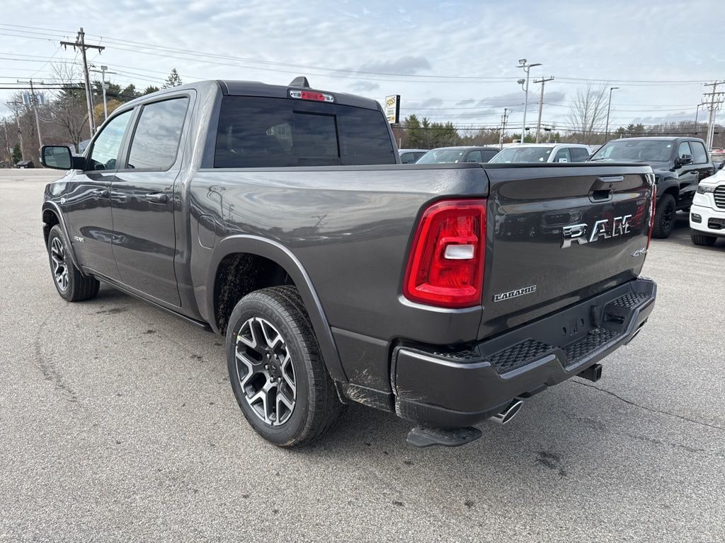 New 2026 Ram 1500 LARAMIE CREW CAB 4X4 5'7 BOX Pickup
