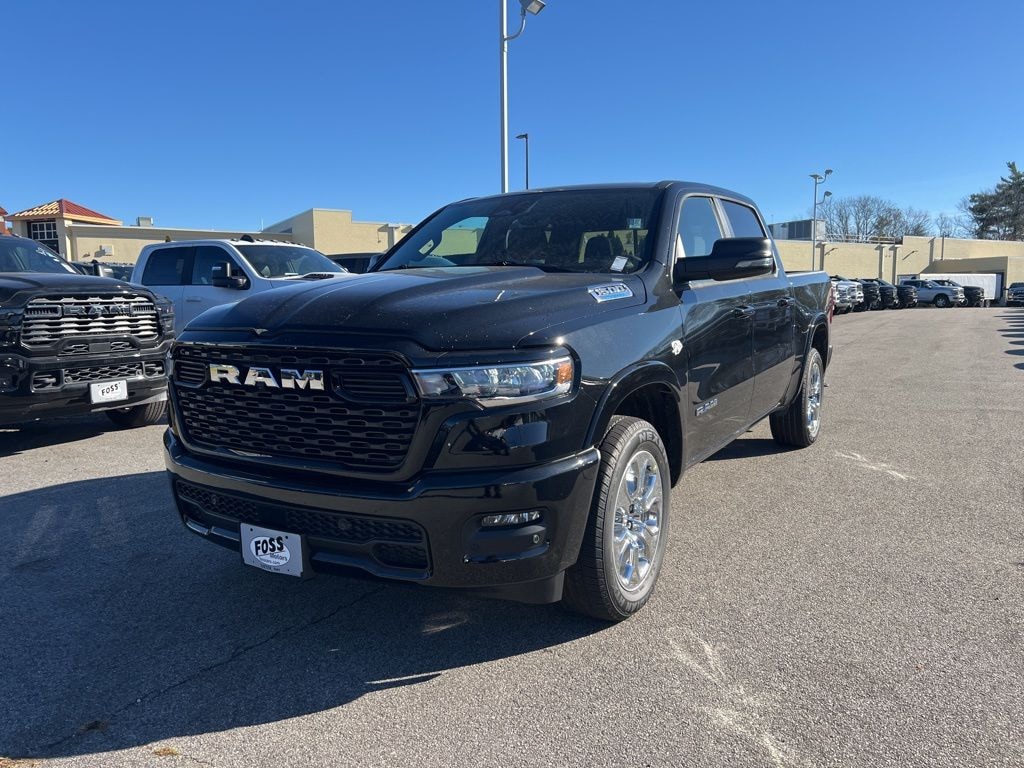New 2026 Ram 1500 BIG HORN CREW CAB 4X4 5'7 BOX Pickup