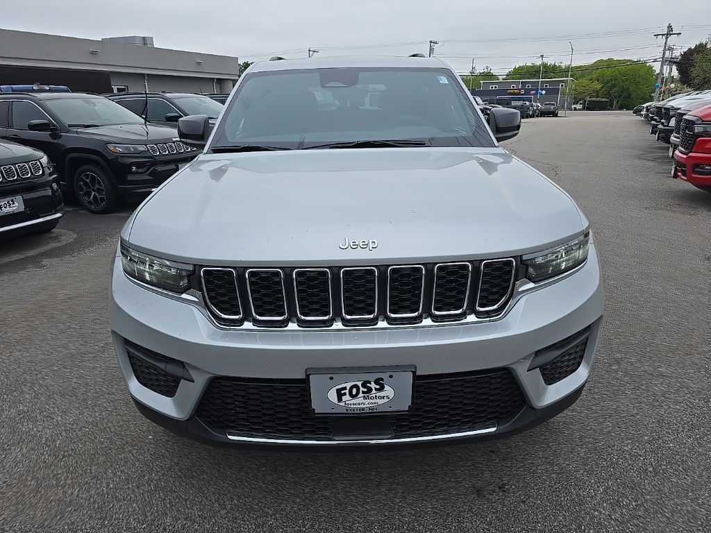New 2025 Jeep Grand Cherokee LAREDO X 4X4 Sport Utility