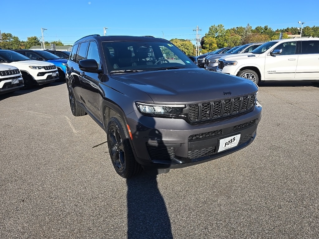 2023 Jeep Grand Cherokee L Altitude's photo