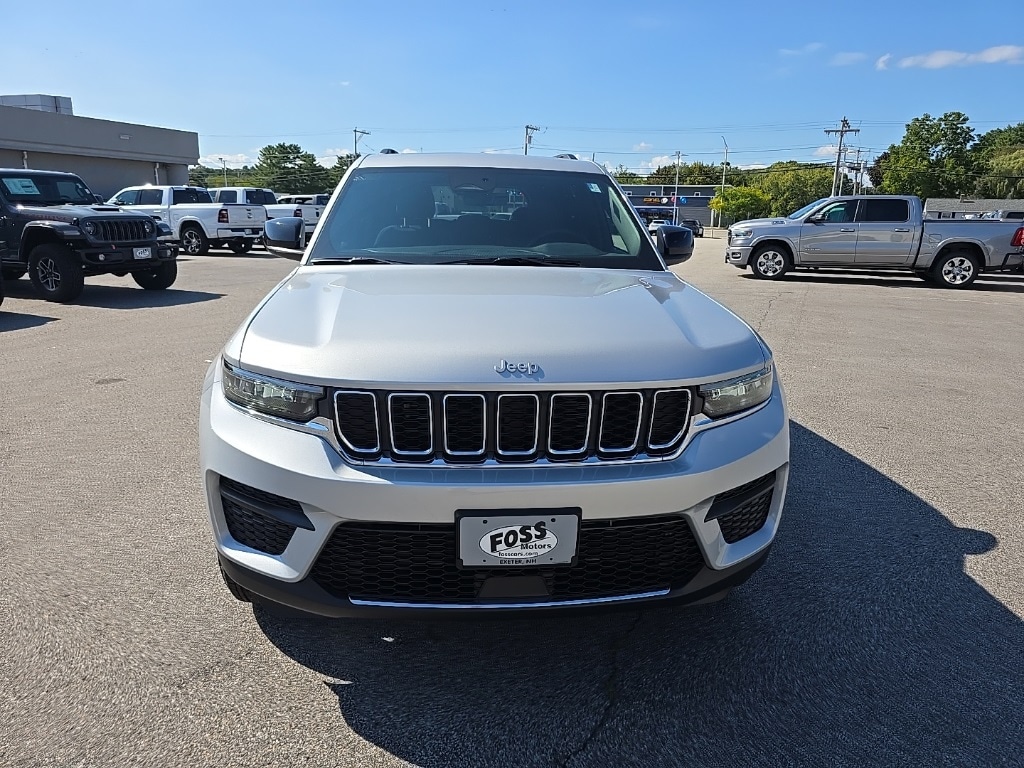 New 2025 Jeep Grand Cherokee LAREDO X 4X4 Sport Utility