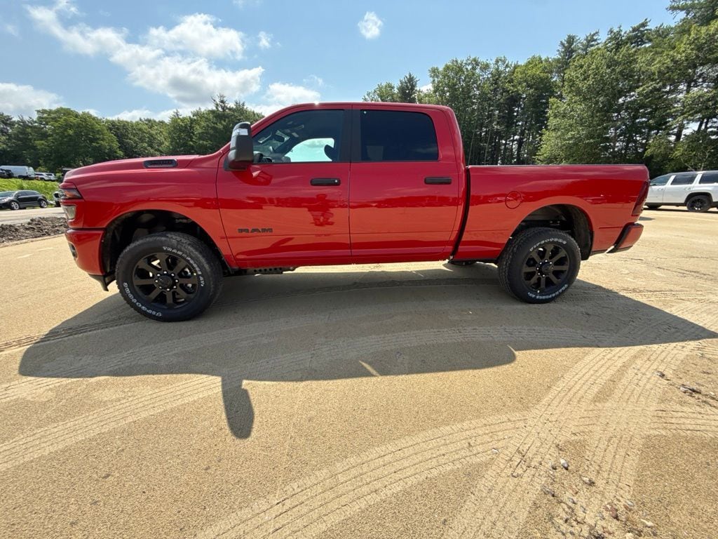 New 2026 Ram 2500 BIG HORN CREW CAB 4X4 6'4 BOX Pickup