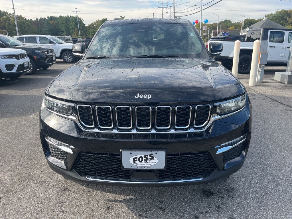 2025 Jeep Grand Cherokee Limited photo 2