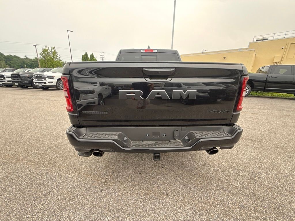 New 2026 Ram 1500 BIG HORN CREW CAB 4X4 5'7 BOX Pickup
